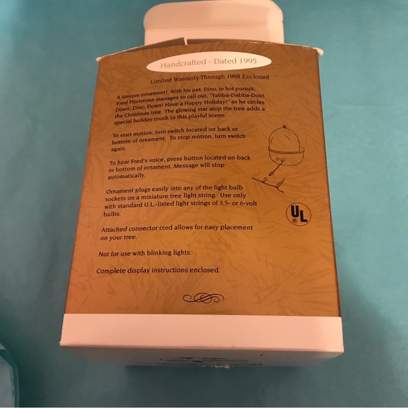 Hallmark the flintstones fred and dino magic and motion ornament 1995 - Picture 2 of 7